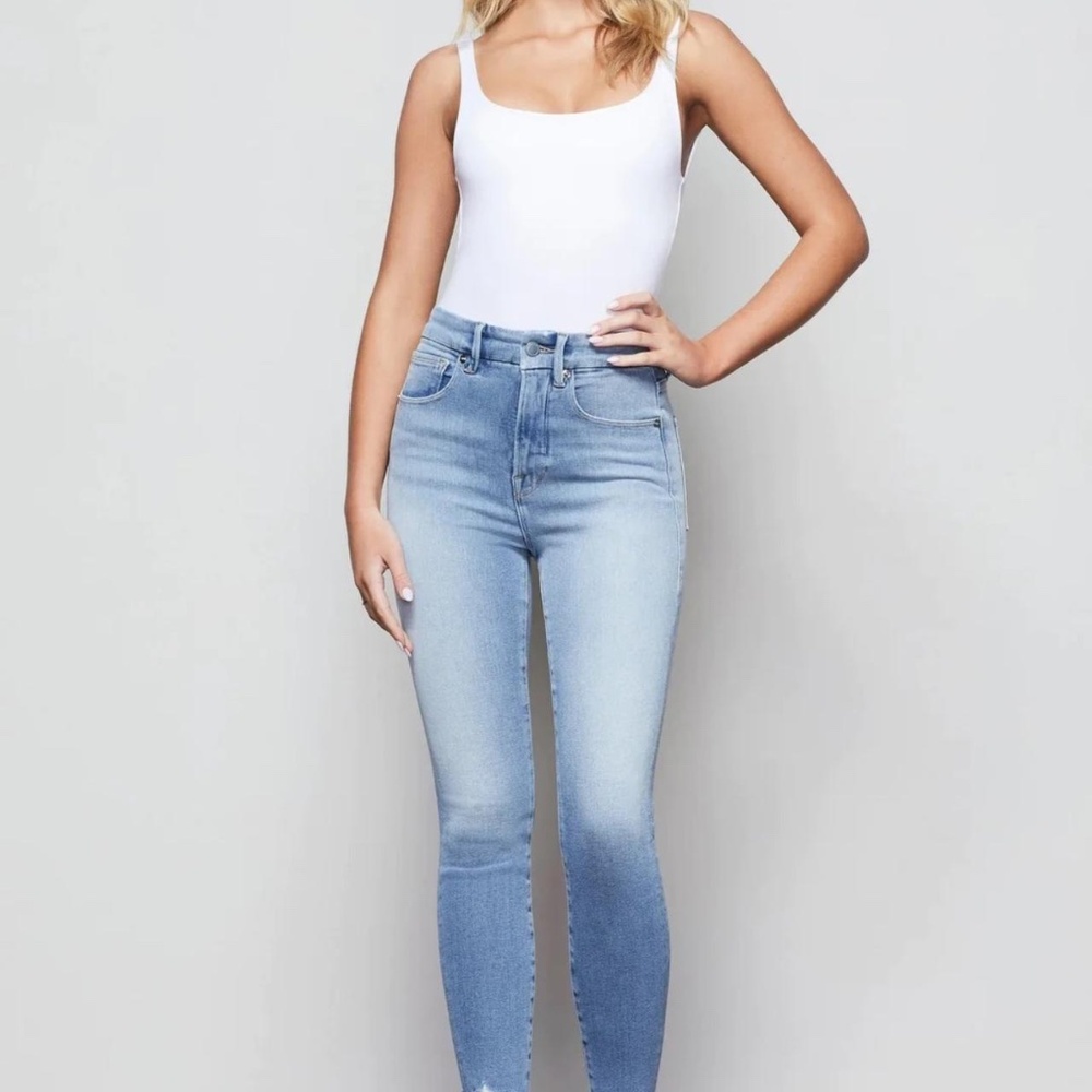 Good American Denim - Good Curves Skinny Crop Jeans